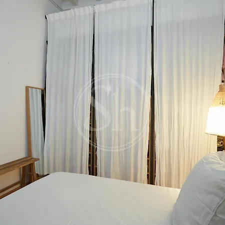 شقة Charming For 4 *